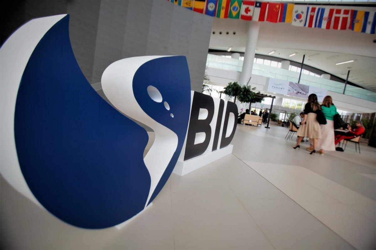 América Latina y el Caribe refuerzan su preparación ante desastres naturales con apoyo financiero del BID