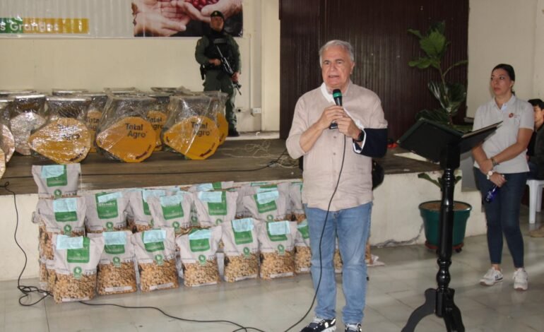 Caficultores huilenses avanzan con tecnología y apoyo del gobierno