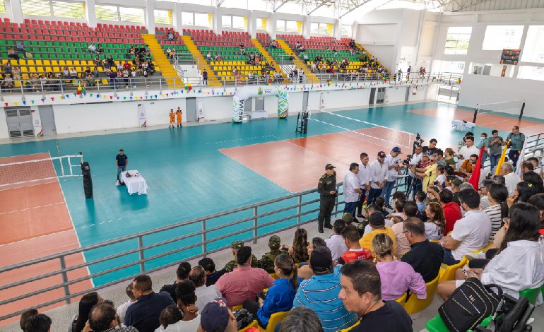 ¡Neiva dio apertura al Coliseo Menor de Voleibol!