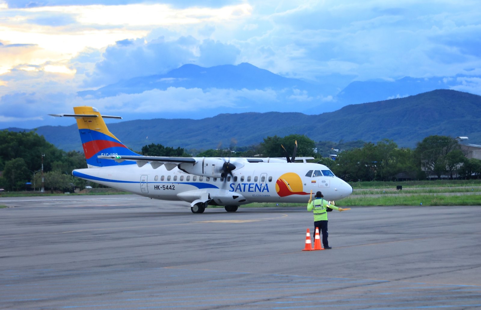 Gestión del alcalde Casagua permite modernizar la operación aérea y fortalecer la competitividad de Neiva